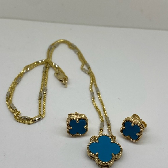 14k yellow Gold and Blue torquoise Clover Necklace Set
